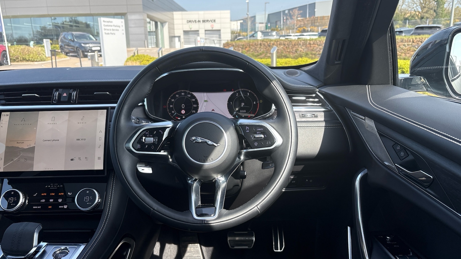 Used Jaguar F-Pace 2024 for sale - 77985196: Photo 15