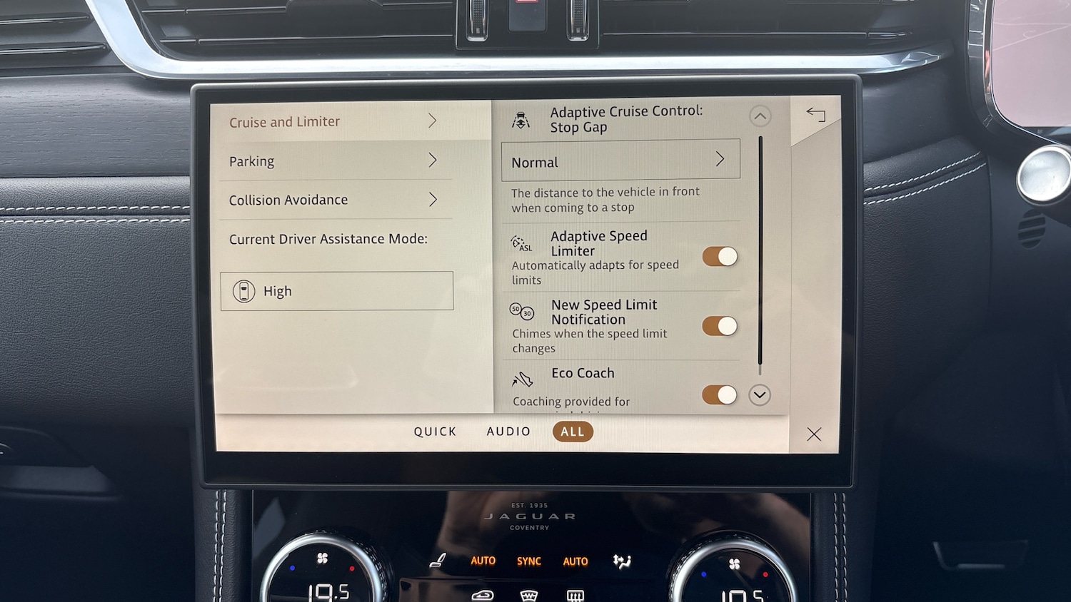 Used Jaguar F-Pace 2024 for sale - 77985196: Photo 44