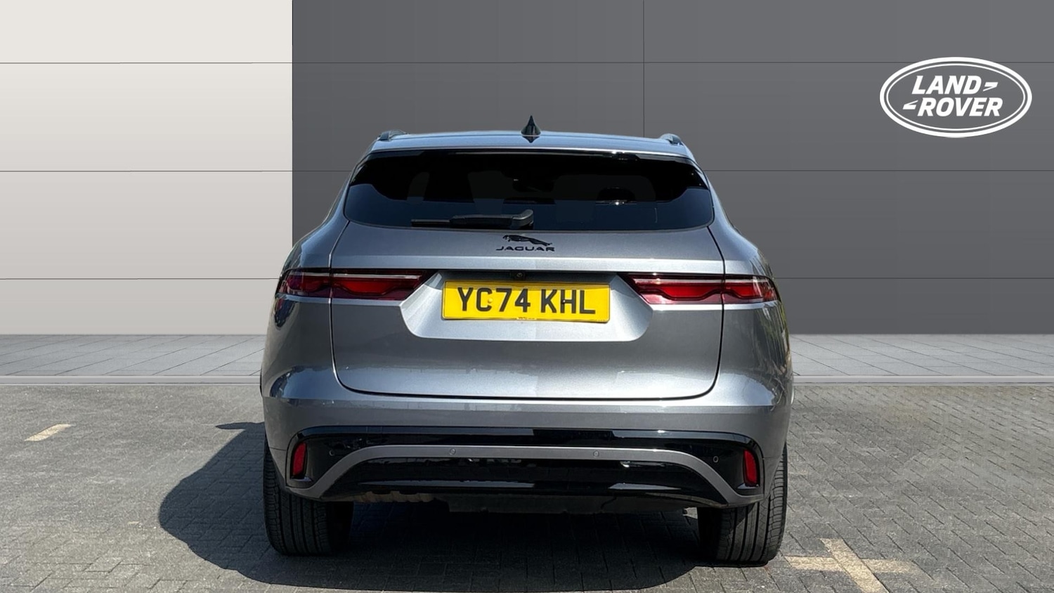Used Jaguar F-Pace 2024 for sale - 77985196: Photo 6