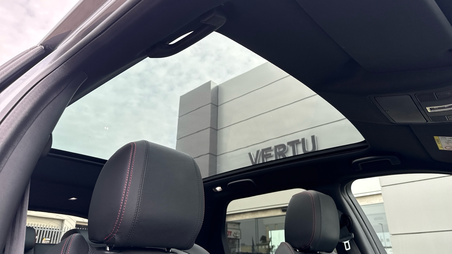 Used Land Rover Discovery Sport 2020 for sale - 77802246: Photo 21