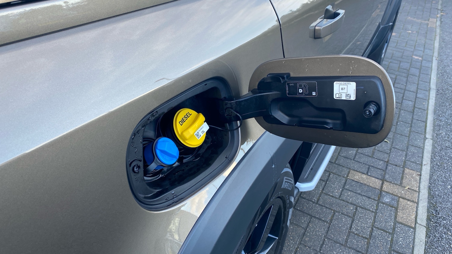 Used Land Rover Defender 2020 for sale - 76818713: Photo 25