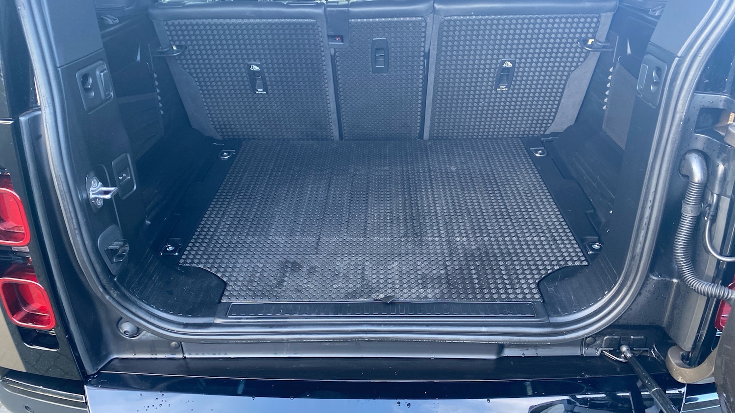 Used Land Rover Defender 2020 for sale - 76818713: Photo 35