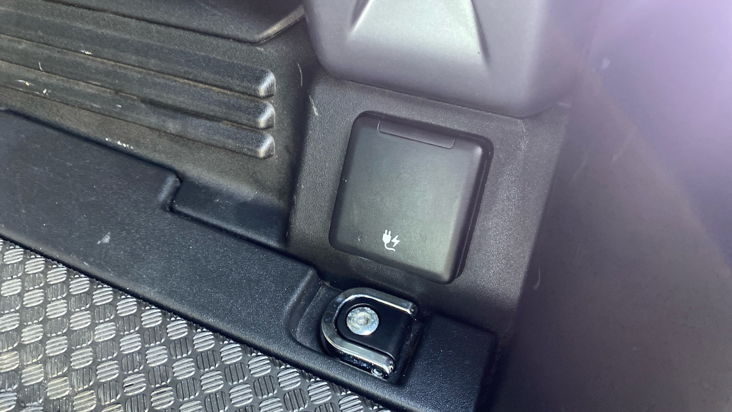 Used Land Rover Defender 2020 for sale - 76818713: Photo 38