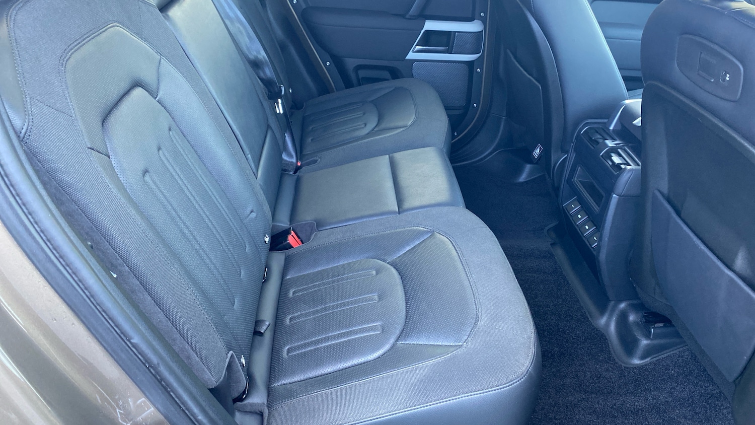 Used Land Rover Defender 2020 for sale - 76818713: Photo 42