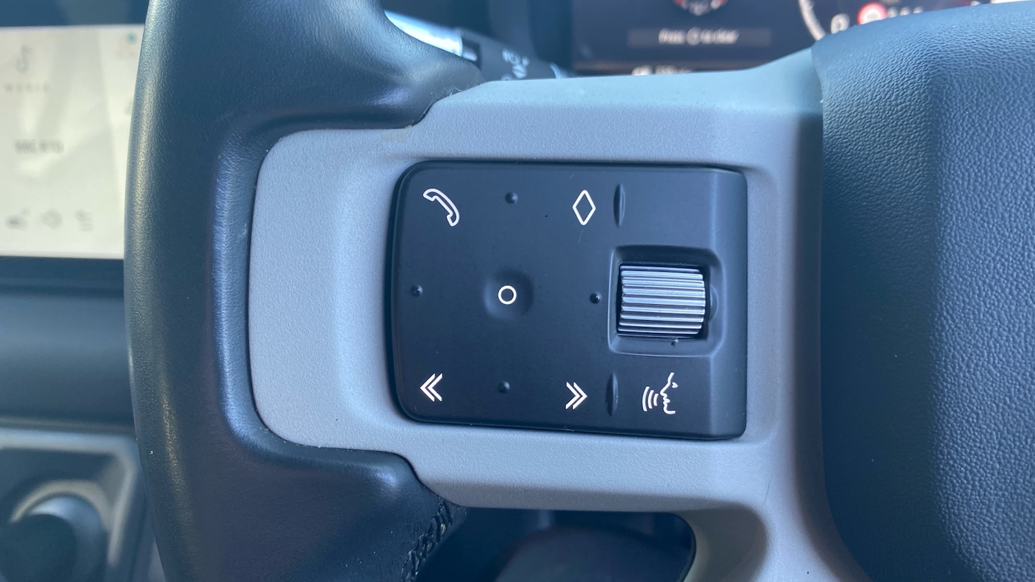 Used Land Rover Defender 2020 for sale - 76818713: Photo 54