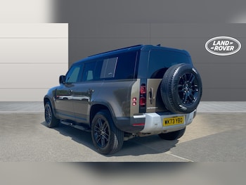Used Land Rover Defender 2023 for sale - 79206884: Photo
