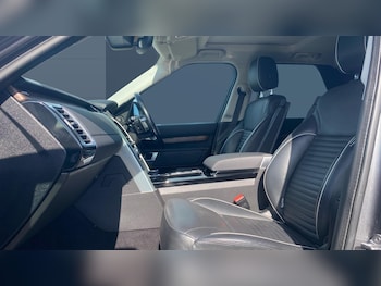 Used Land Rover Discovery 2019 for sale - 78281255: Photo