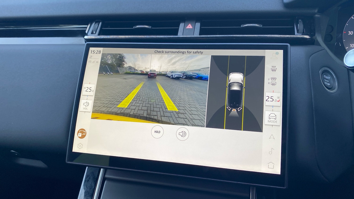 Used Land Rover Range Rover Velar 2025 for sale - 77988985: Photo 12