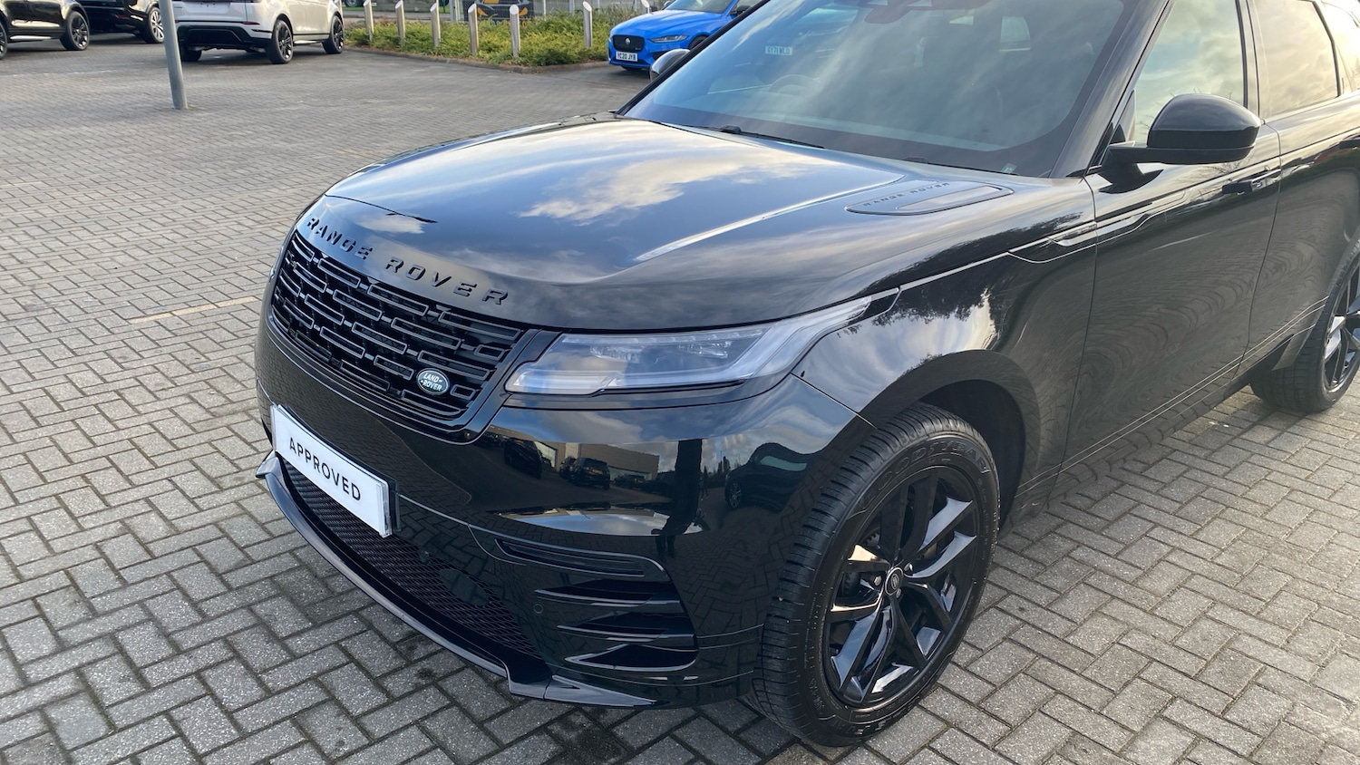 Used Land Rover Range Rover Velar 2025 for sale - 77988985: Photo 24