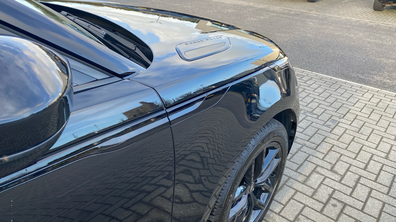 Used Land Rover Range Rover Velar 2025 for sale - 77988985: Photo 29