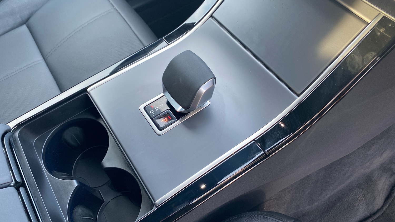 Used Land Rover Range Rover Velar 2025 for sale - 77519708: Photo 13