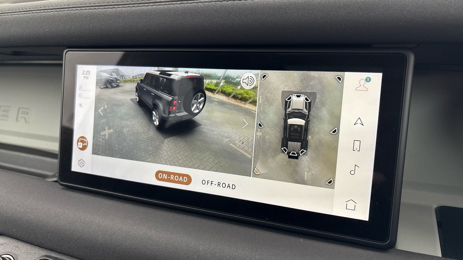 Used Land Rover Defender 2021 for sale - 77933885: Photo 12