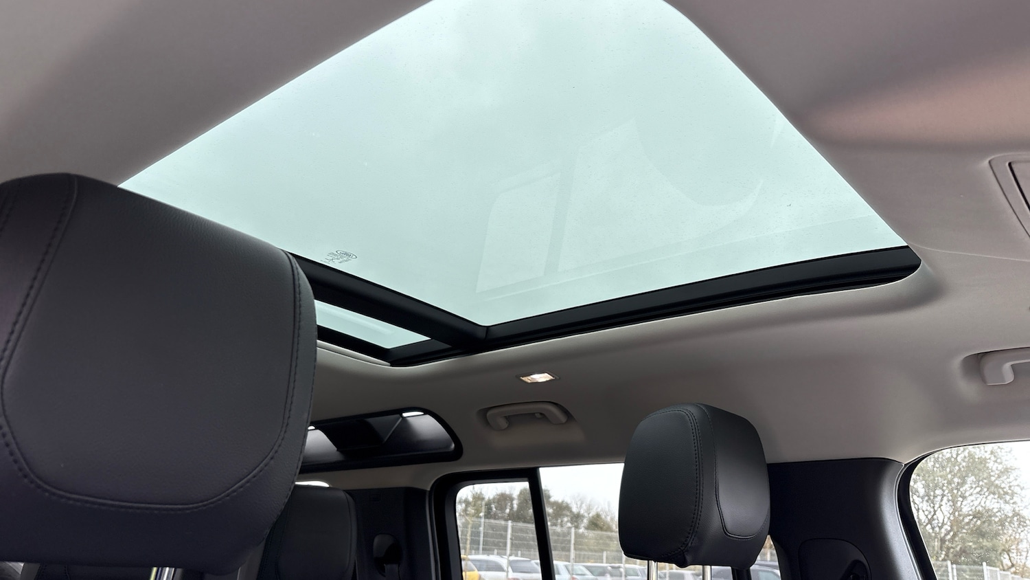 Used Land Rover Defender 2021 for sale - 77933885: Photo 21