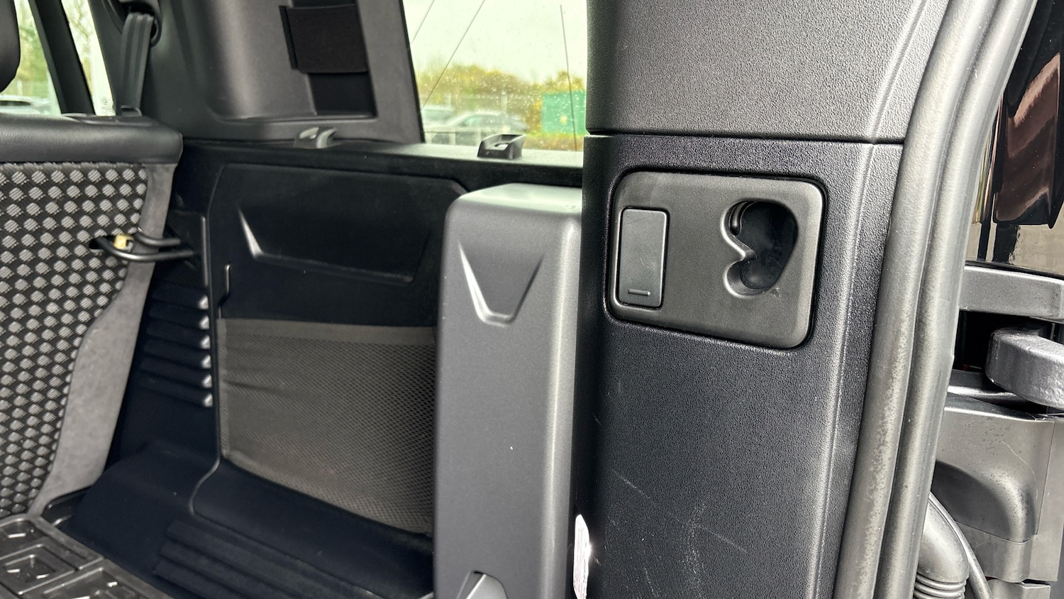 Used Land Rover Defender 2021 for sale - 77933885: Photo 28