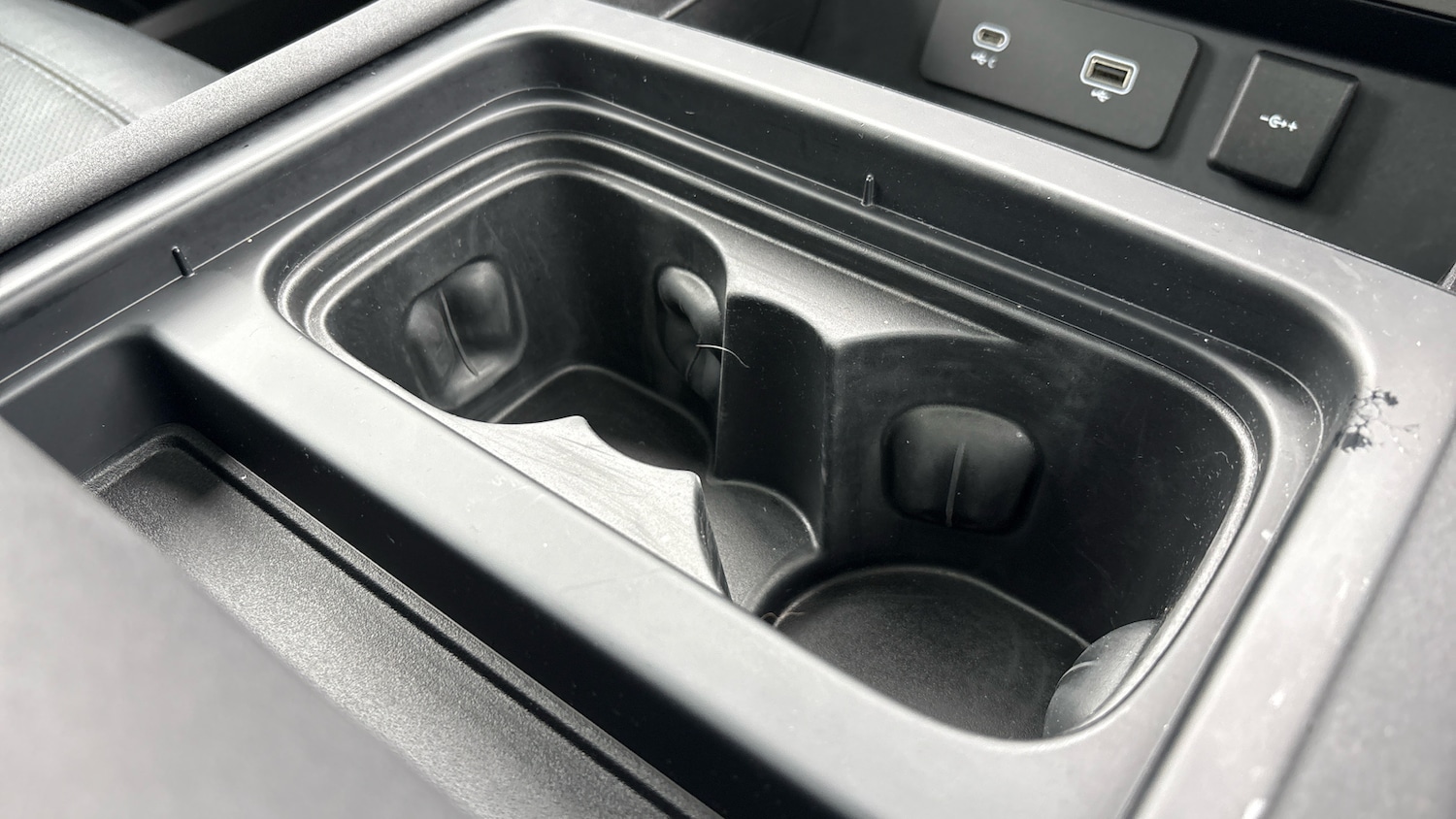 Used Land Rover Defender 2021 for sale - 77933885: Photo 51