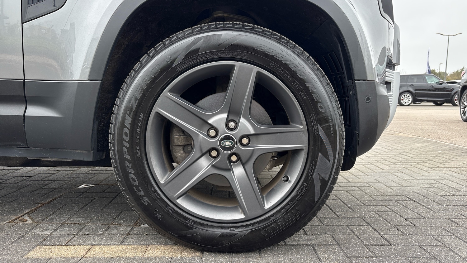 Used Land Rover Defender 2021 for sale - 77933885: Photo 8