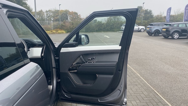 Used Land Rover Range Rover Sport 2024 for sale - 76252545: Photo 45