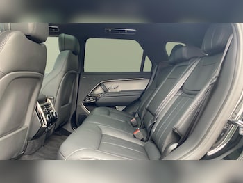 Used Land Rover Range Rover Sport 2025 for sale - 79017184: Photo