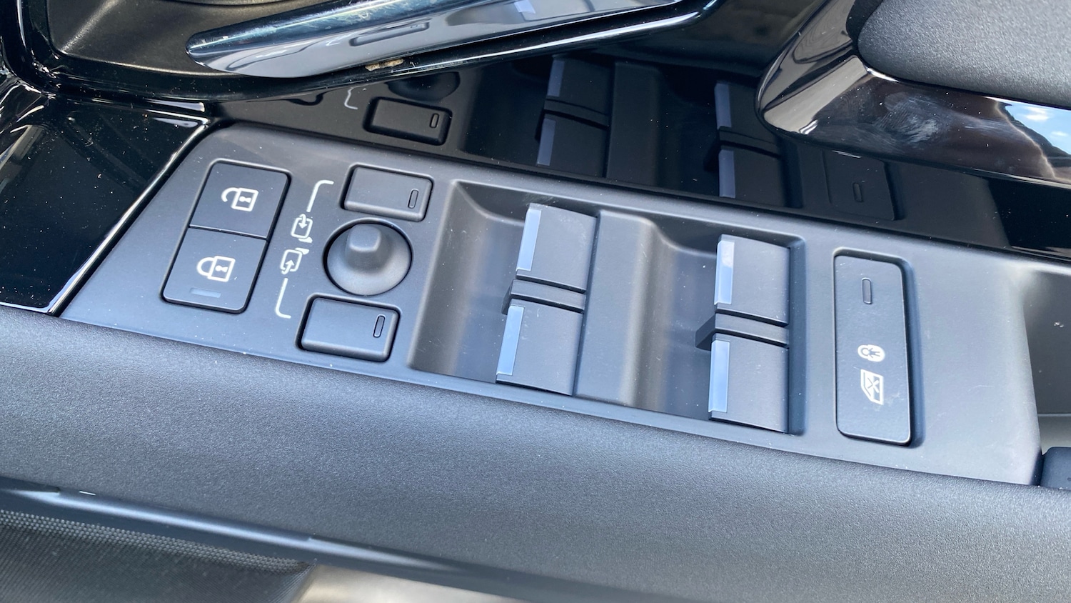 Used Land Rover Range Rover Evoque 2025 for sale - 76763080: Photo 33