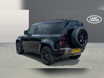 Used Land Rover Defender 2024 for sale - 79004219: Photo