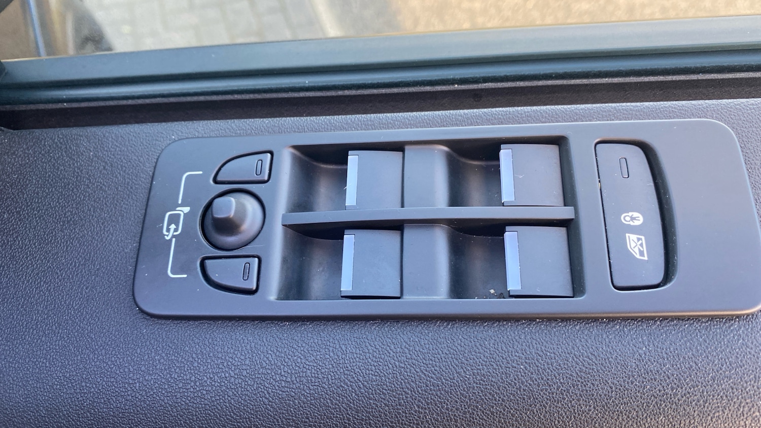 Used Land Rover Discovery Sport 2025 for sale - 76904899: Photo 38