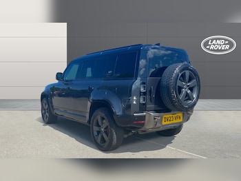Used Land Rover Defender 2023 for sale - 79151505: Photo