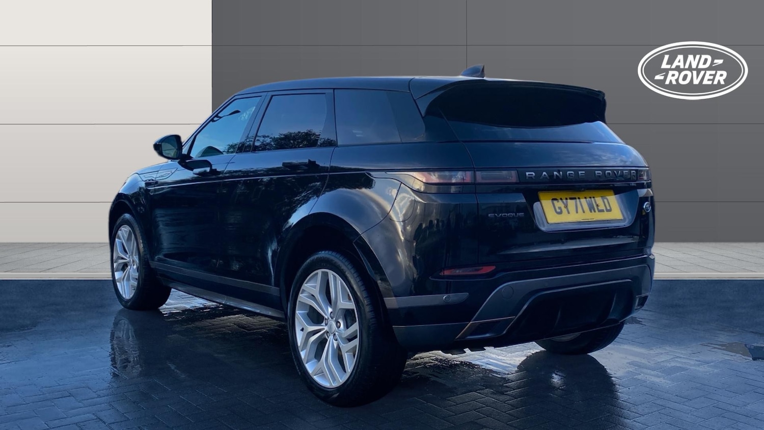 Used Land Rover Range Rover Evoque 2021 for sale - 77336441: Photo 2