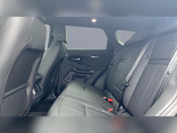 Used Land Rover Range Rover Evoque 2025 for sale - 78282123: Photo