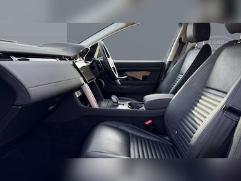 Used Land Rover Discovery Sport 2024 for sale - 76722701: Photo