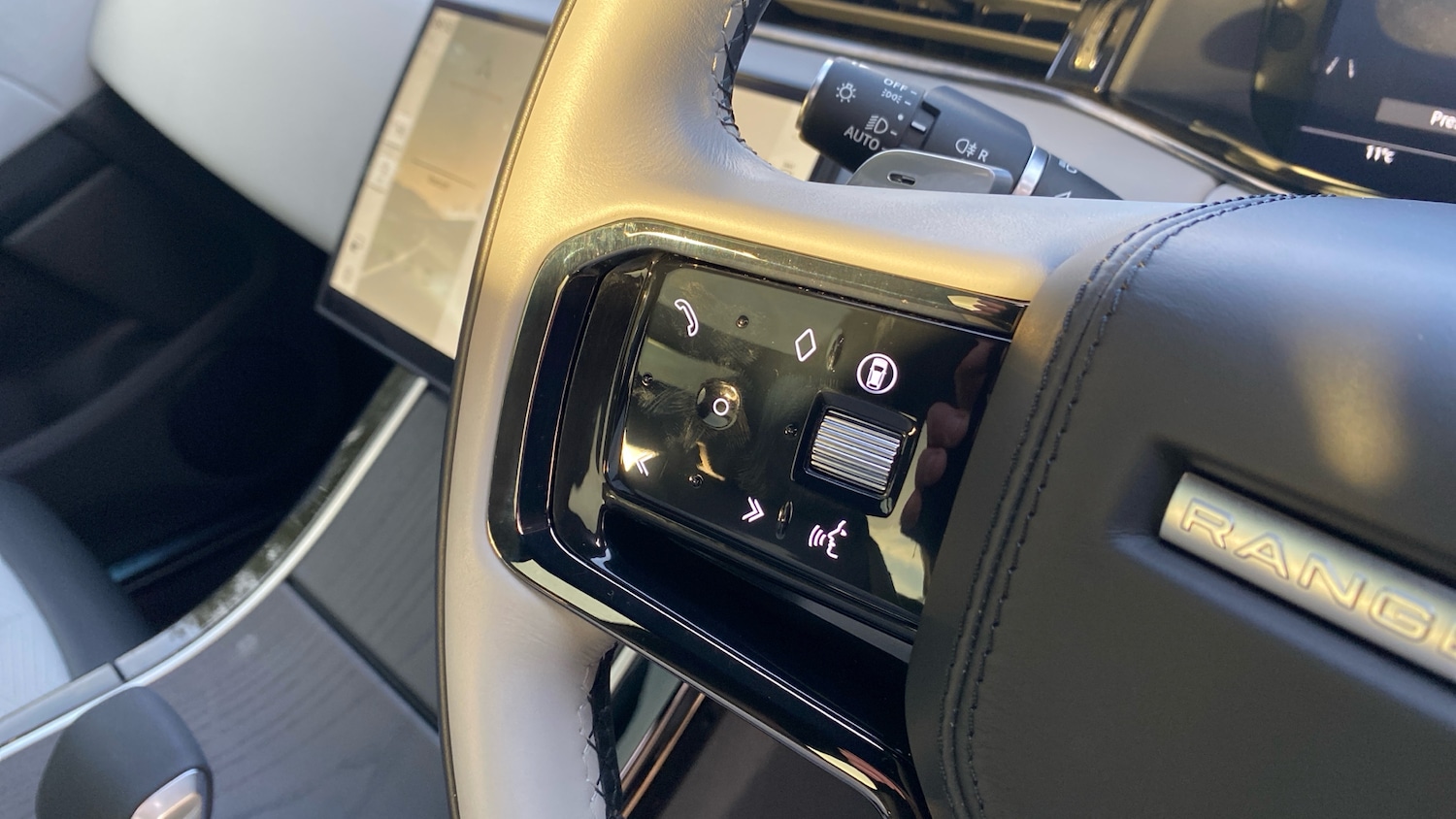 Used Land Rover Range Rover Evoque 2025 for sale - 76764109: Photo 47