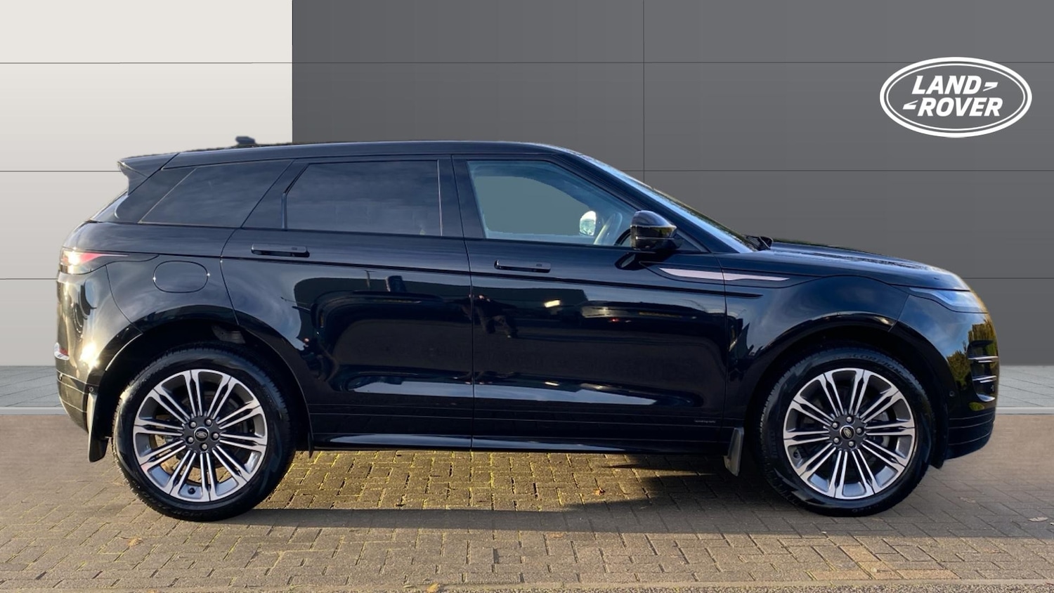 Used Land Rover Range Rover Evoque 2025 for sale - 76764109: Photo 5
