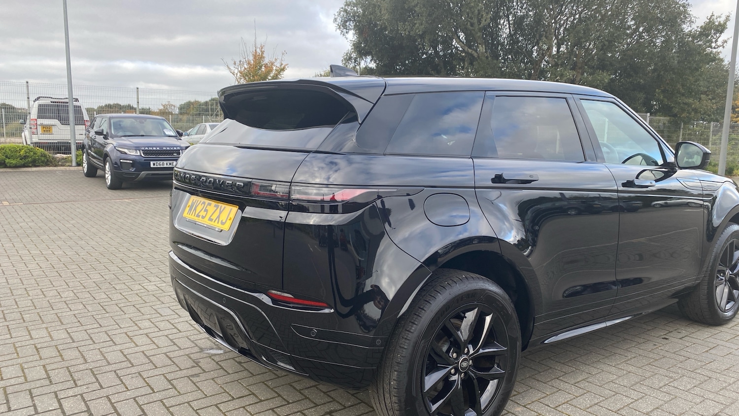 Used Land Rover Range Rover Evoque 2025 for sale - 76277076: Photo 25