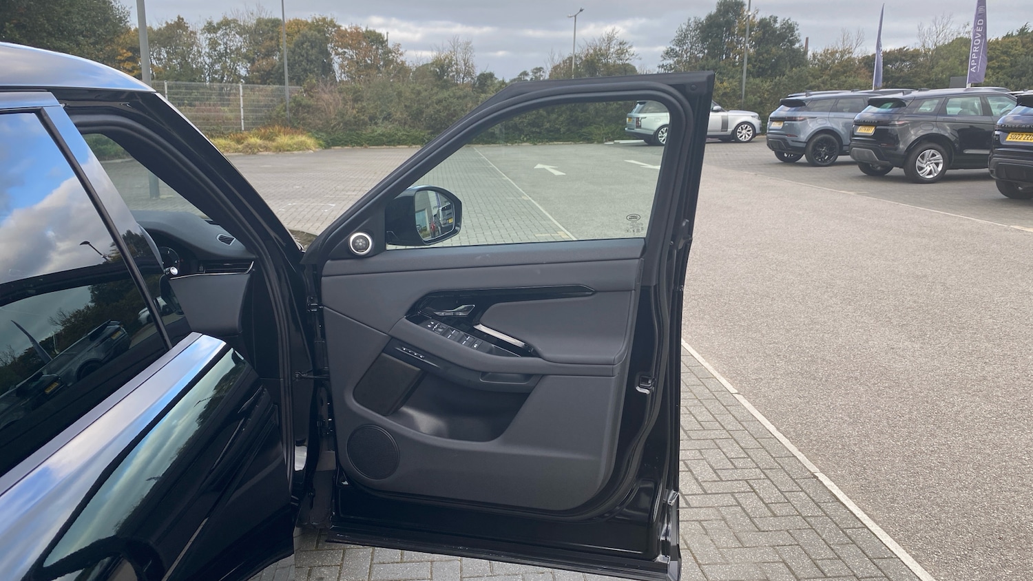 Used Land Rover Range Rover Evoque 2025 for sale - 76277076: Photo 43