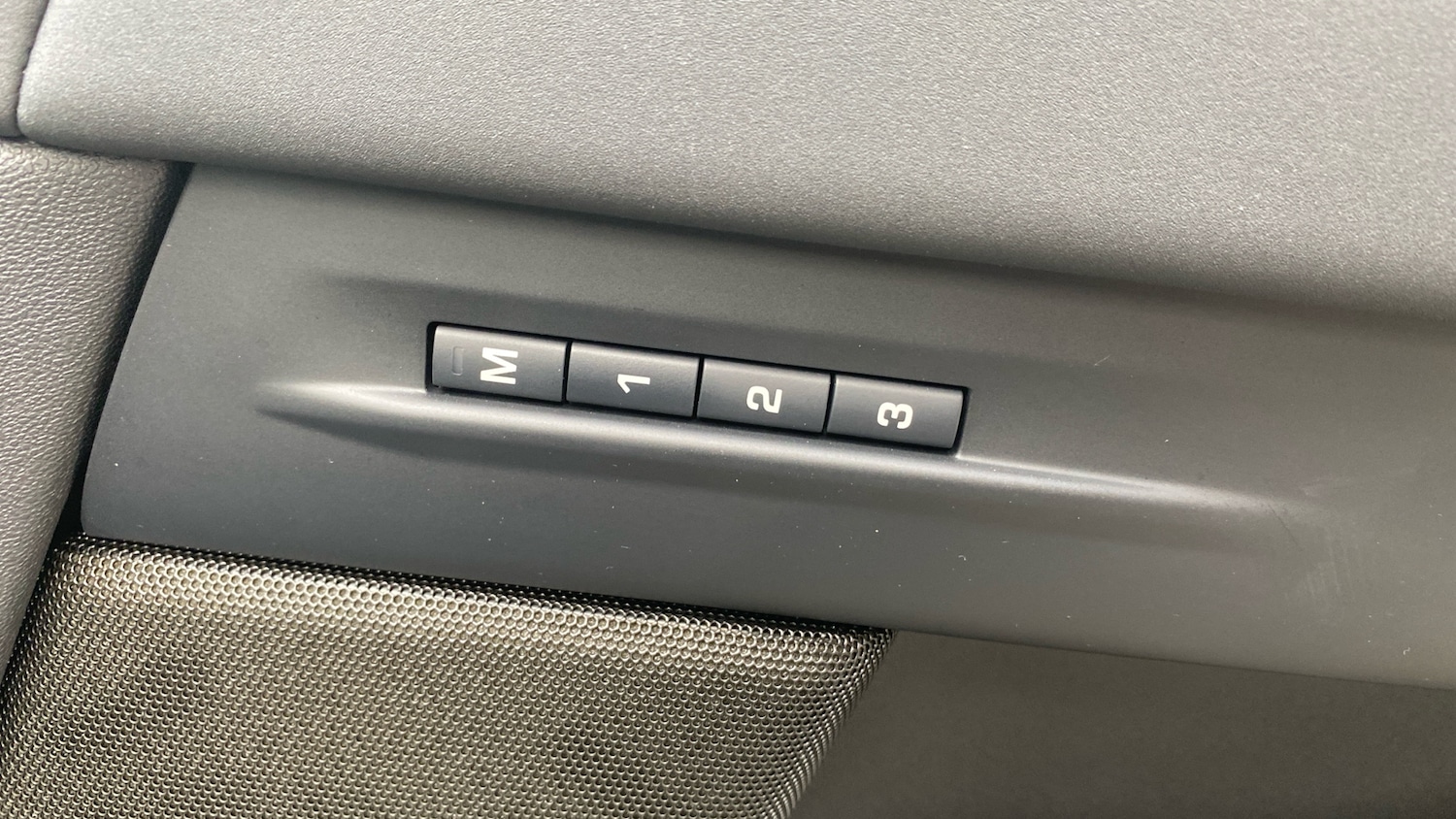 Used Land Rover Range Rover Evoque 2025 for sale - 76277076: Photo 46