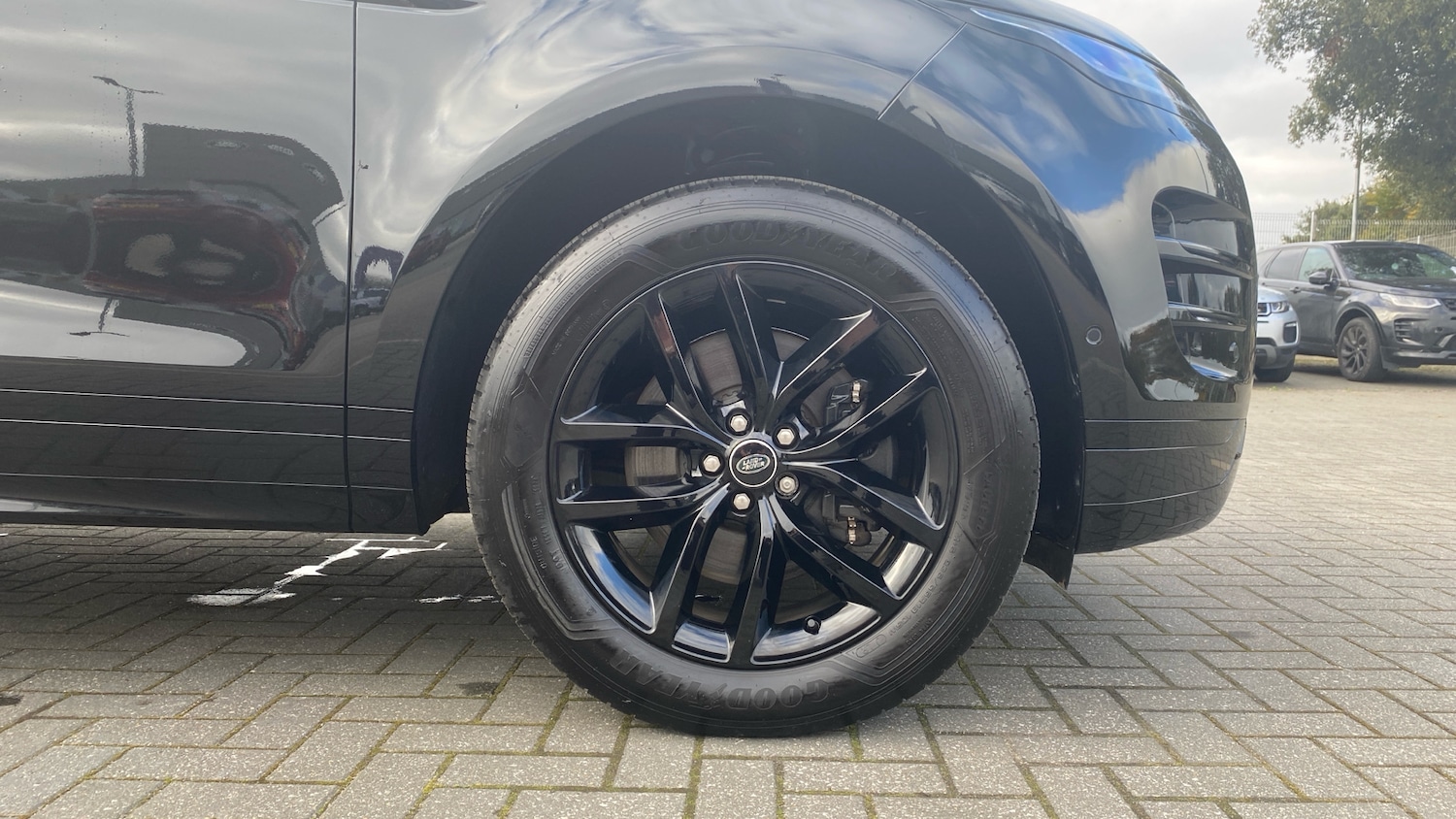 Used Land Rover Range Rover Evoque 2025 for sale - 76277076: Photo 8