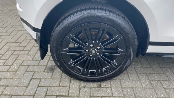 Used Land Rover Range Rover Evoque 2025 for sale - 76265880: Photo 27