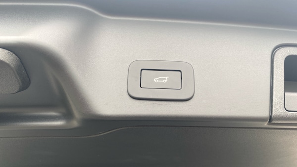 Used Land Rover Range Rover Evoque 2025 for sale - 76265880: Photo 37