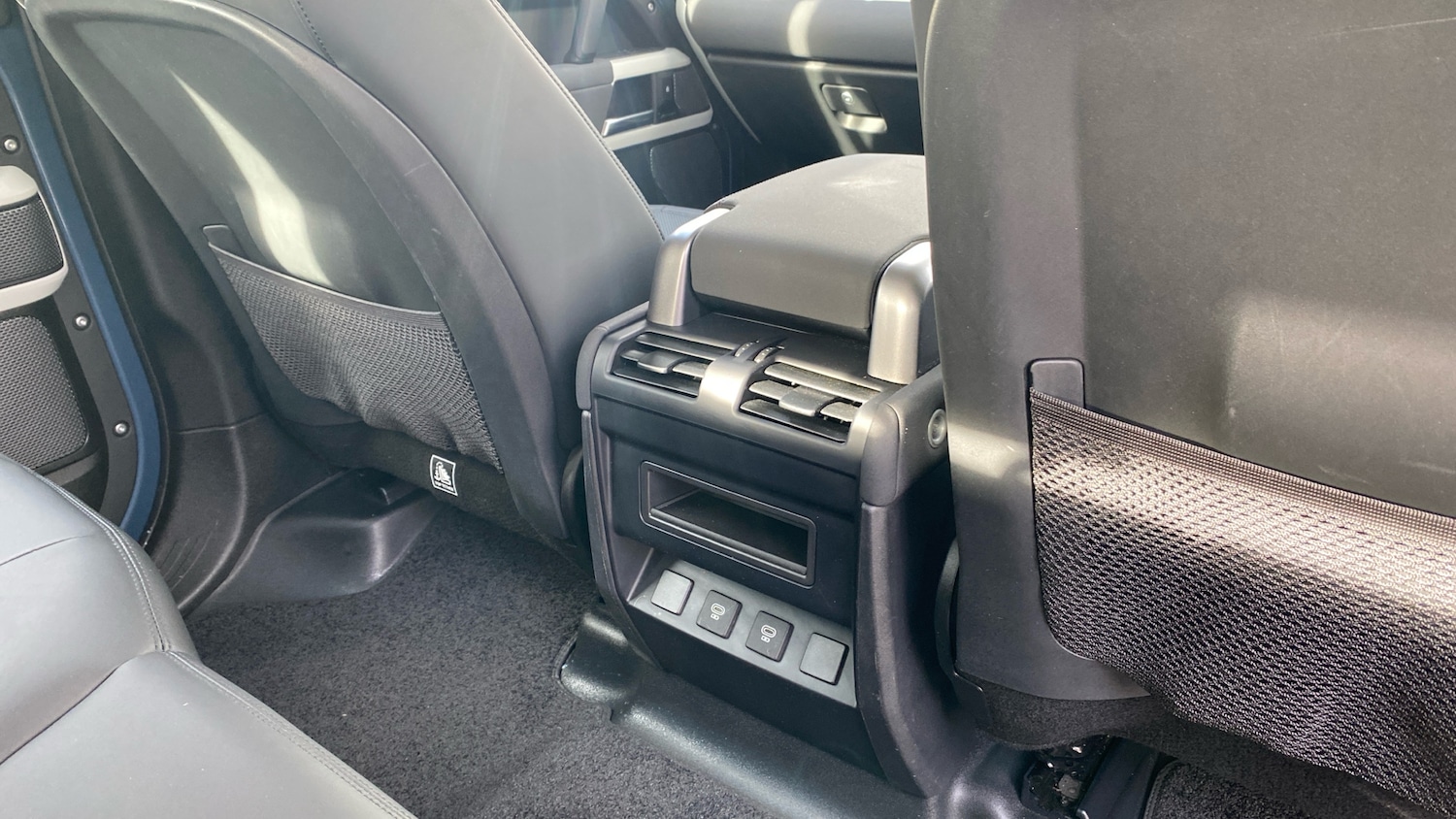 Used Land Rover Defender 2022 for sale - 76352430: Photo 18