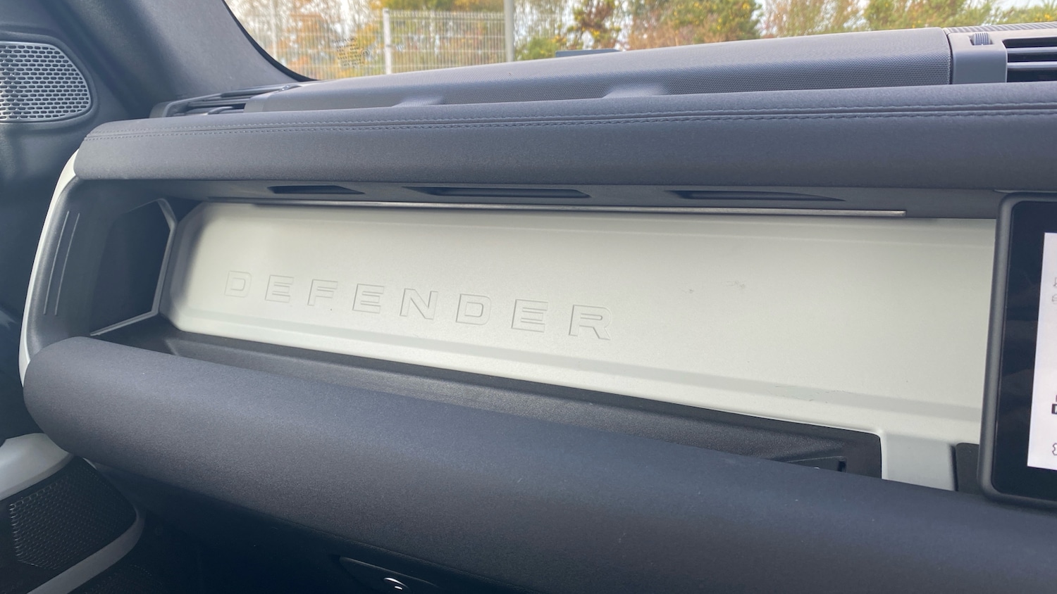 Used Land Rover Defender 2022 for sale - 76352430: Photo 58