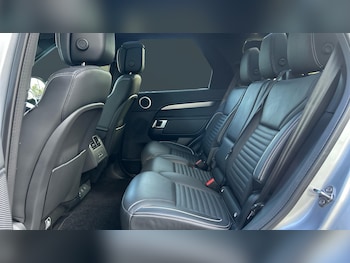 Used Land Rover Discovery 2023 for sale - 78296692: Photo