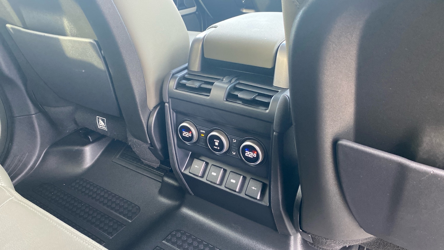 Used Land Rover Defender 2020 for sale - 77802244: Photo 18