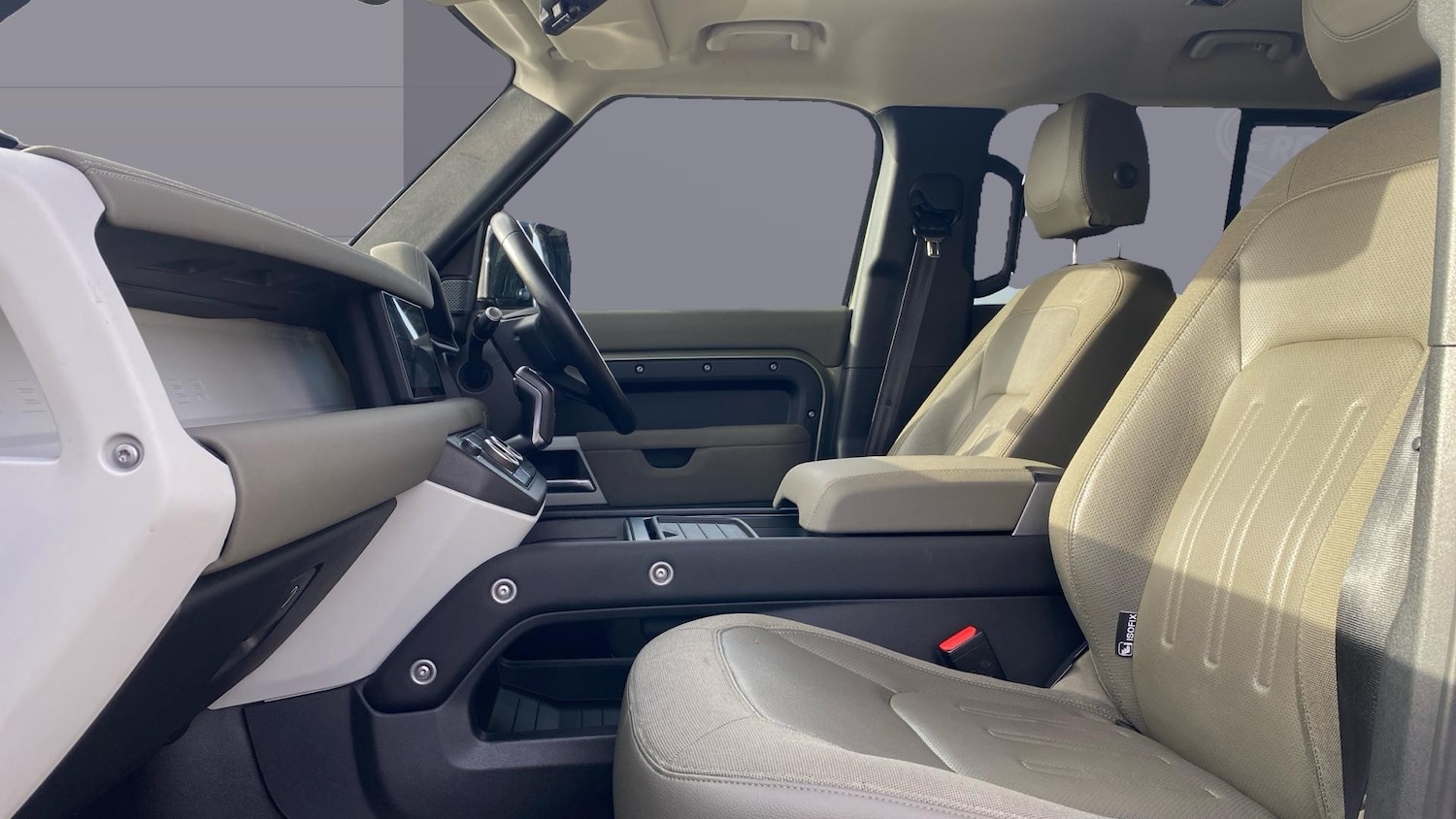 Used Land Rover Defender 2020 for sale - 77802244: Photo 3