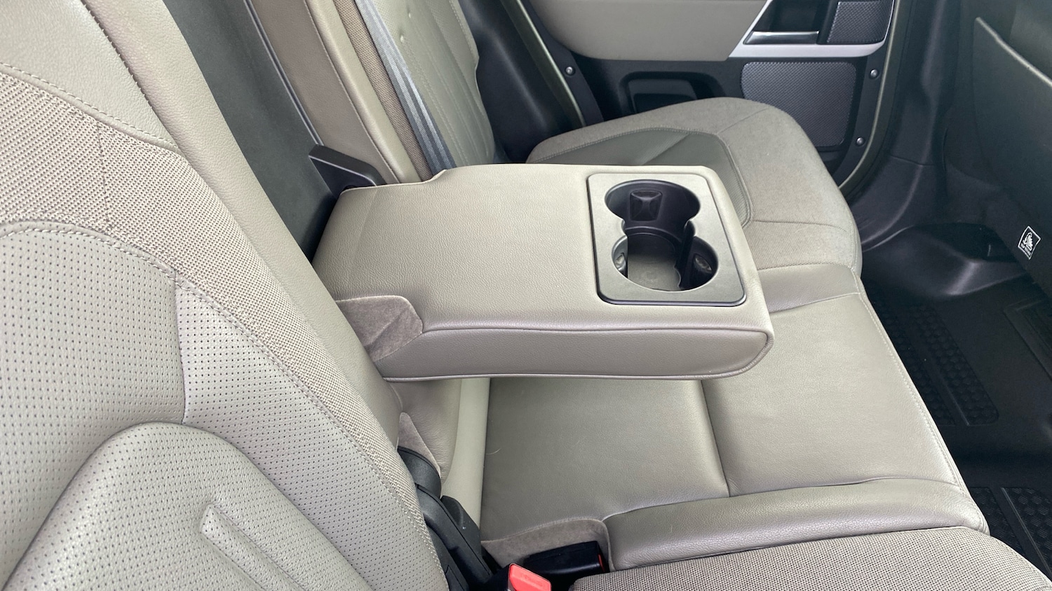 Used Land Rover Defender 2020 for sale - 77802244: Photo 43