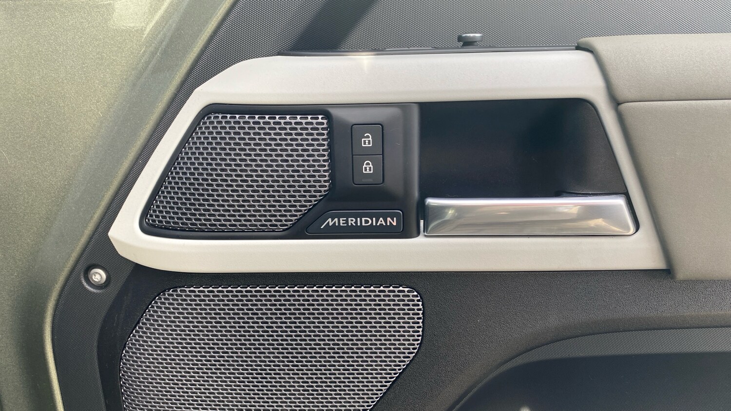 Used Land Rover Defender 2020 for sale - 77802244: Photo 46