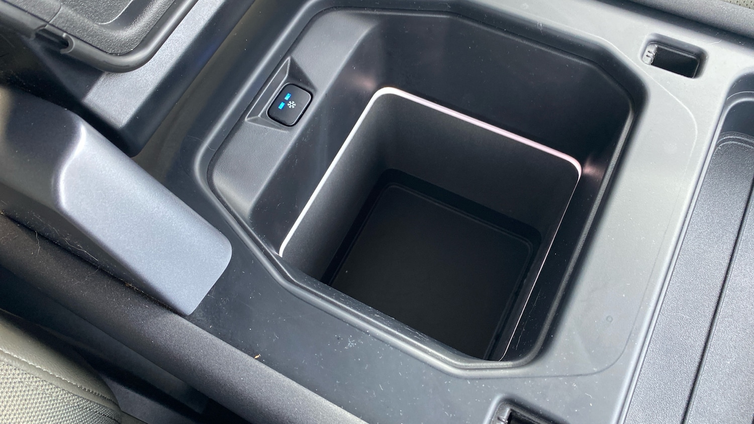 Used Land Rover Defender 2020 for sale - 77802244: Photo 56