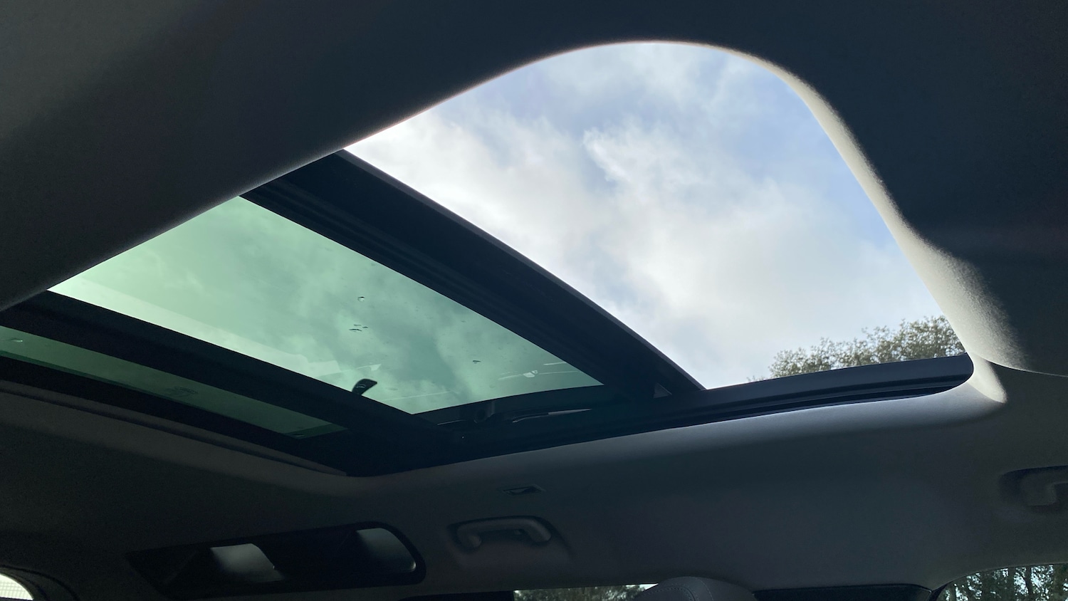 Used Land Rover Defender 2020 for sale - 77802244: Photo 63