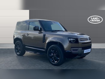 Used Land Rover Defender 2024 for sale - 78484685: Photo