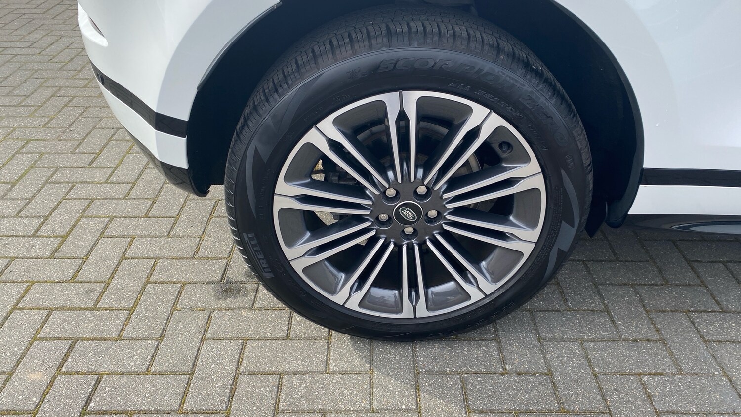 Used Land Rover Range Rover Evoque 2023 for sale - 76273570: Photo 23