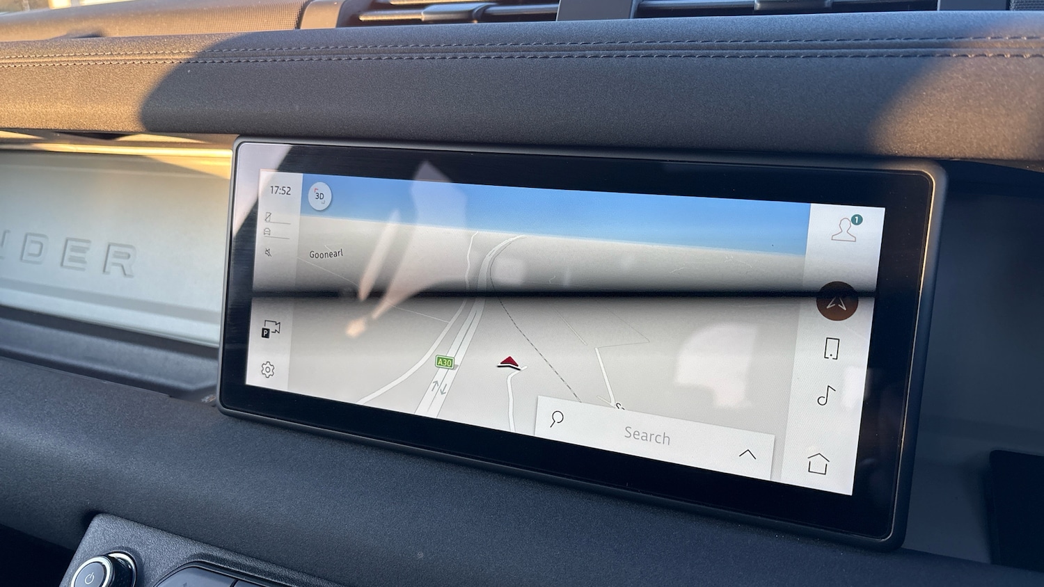 Used Land Rover Defender 2023 for sale - 77983874: Photo 11