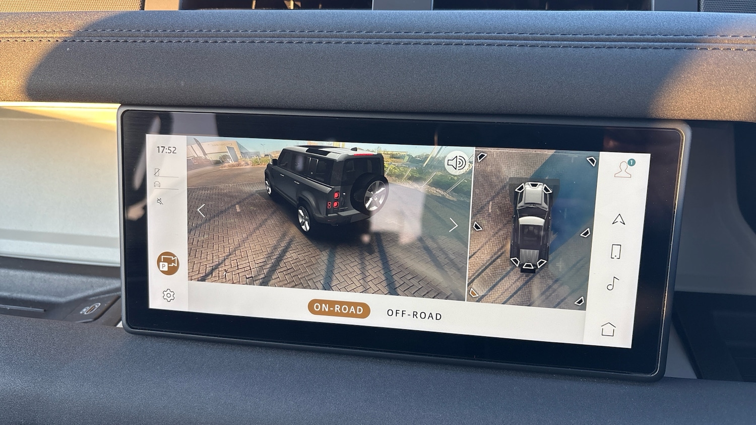 Used Land Rover Defender 2023 for sale - 77983874: Photo 12